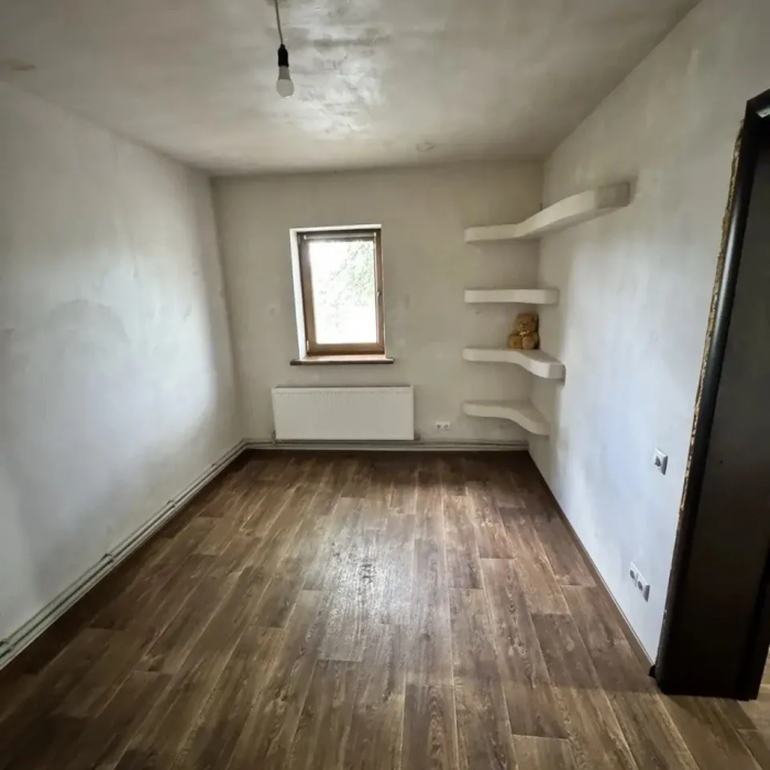 Фото Продам дом в центре Станицы Луганской, площадью 100 м2.