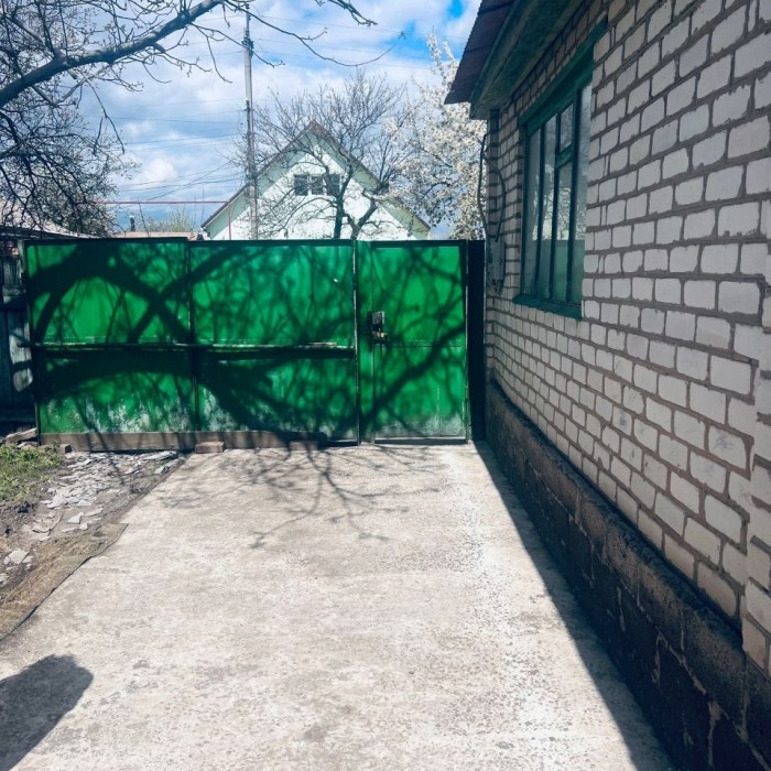 Продам кирпичный дом улица Галицкого. Общая площадь 100 кВ м