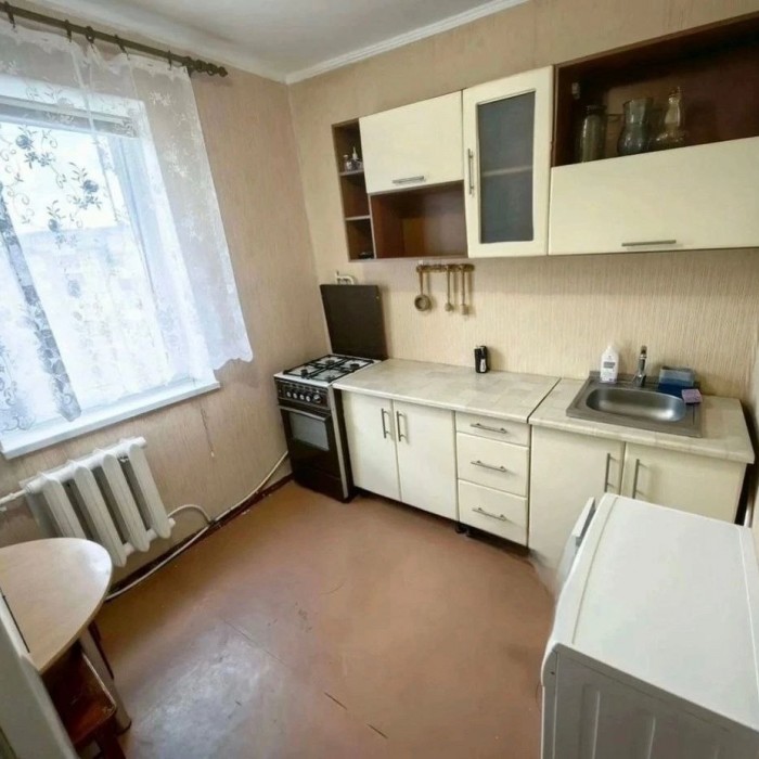 Продам 1- но комнатную квартиру кв. Степной.
