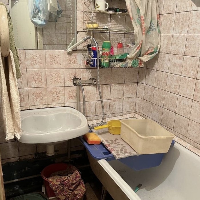 Фото Продам 2к квартиру на кв. Волкова,3/5эт