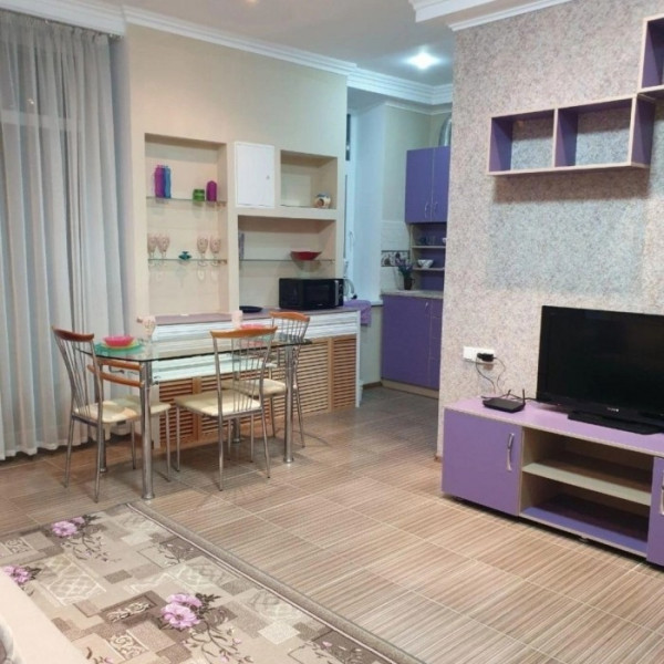 Фото Продам 3-х комнатную квартиру в центре города Луганск район кинотеатра "Русь"