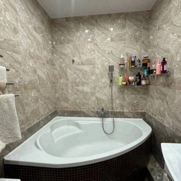 Фото Продам 3к кв. Волкова