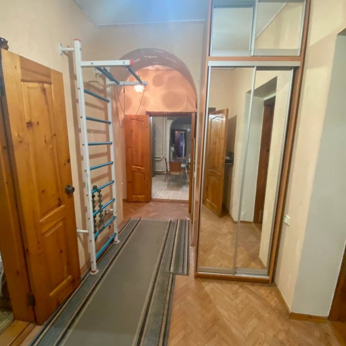 Фото Продам 2-х этажный кирпичный дом, район Владимирского Собора