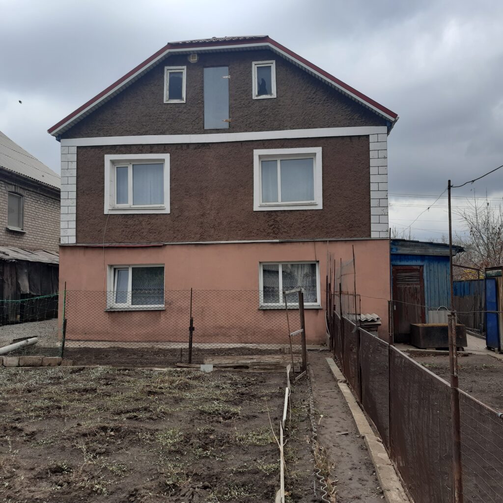 Фото №559 Продаётся 2-х этажный ДОМ, п. Васильевка, ул. Ямская.