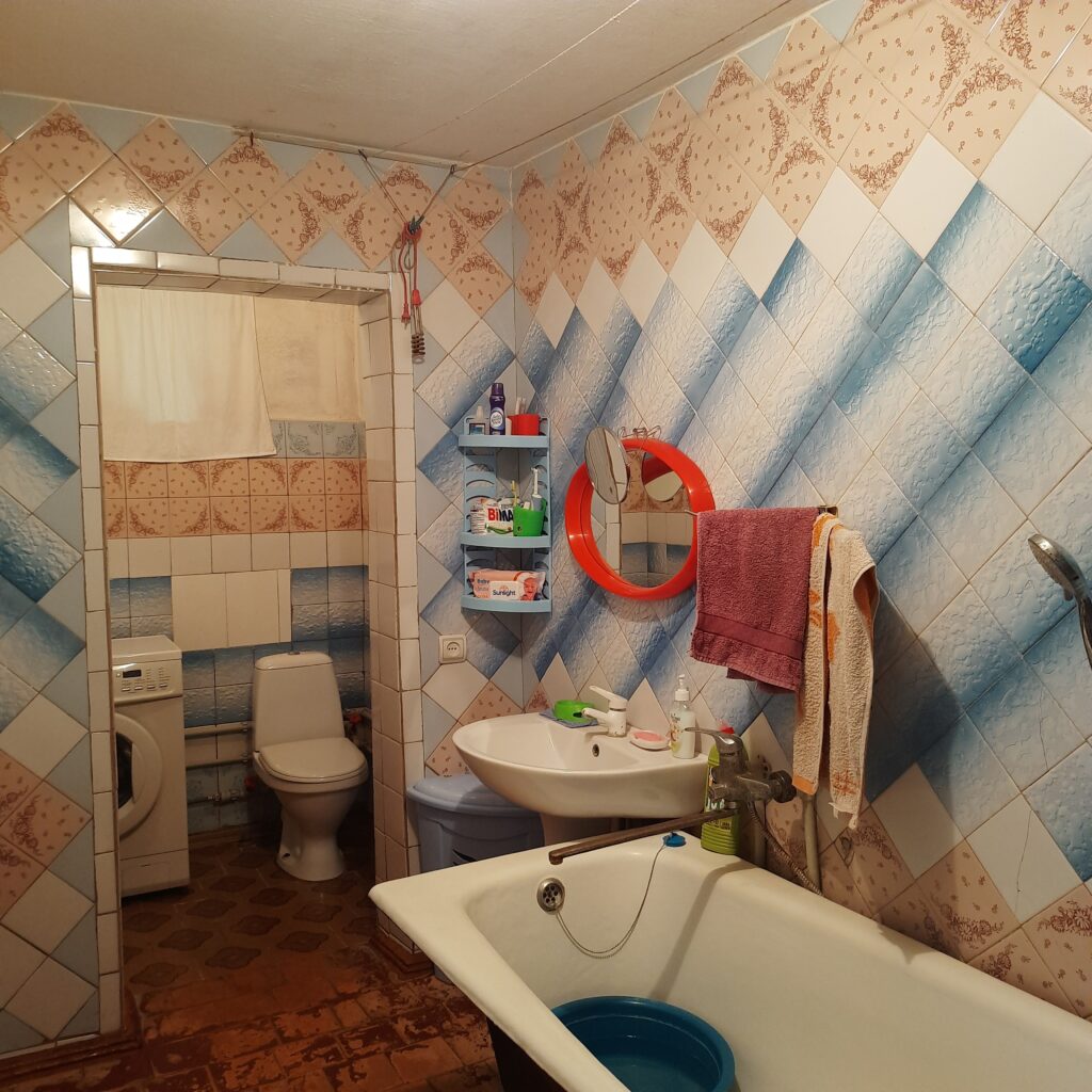 Фото №559 Продаётся 2-х этажный ДОМ, п. Васильевка, ул. Ямская.