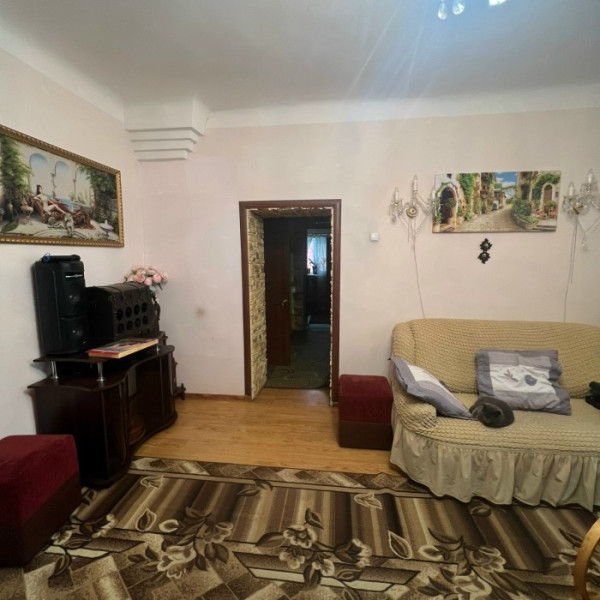 Фото № 7047 Продам 1/2 дома в р-не Депо