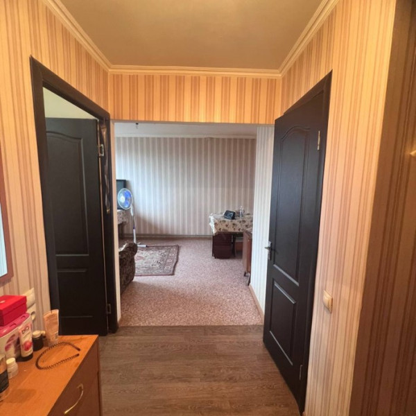 Фото Продам 1 к. квартиру улучшенной планировки в пгт. Новосветловка