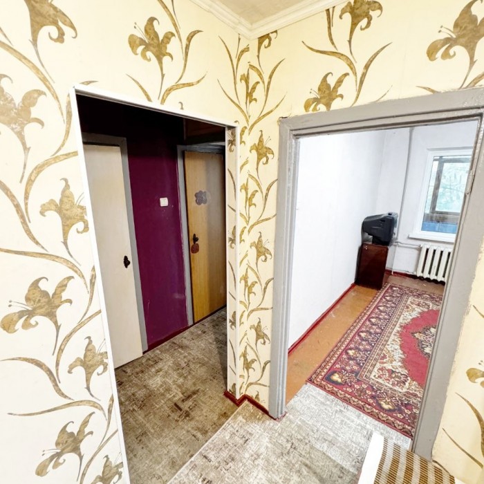 Фото Продам 1- ю квартиру на кв. Якира.