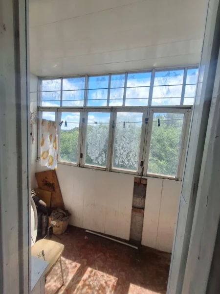 Фото Продаётся 3-комнатная квартира в городе Стаханов, ул. Стаханова, д. 8.