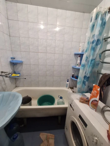 Фото Продаётся 3-комнатная квартира в городе Стаханов, ул. Стаханова, д. 8.