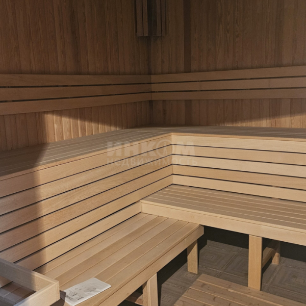 Фото Продам 4к на площади героев ВОВ 326м2