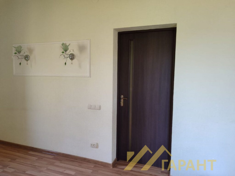 Фото 3-к сталинка в старой части г.Алчевск#1161