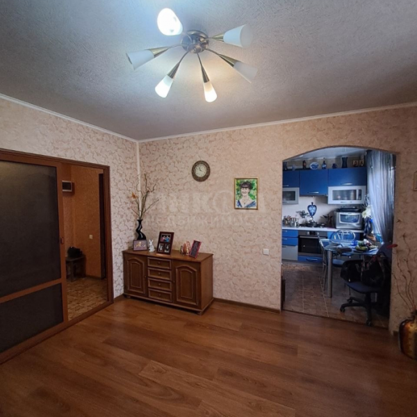 Фото Продам 2х комнатную квартиру на кВ. Заречный 6