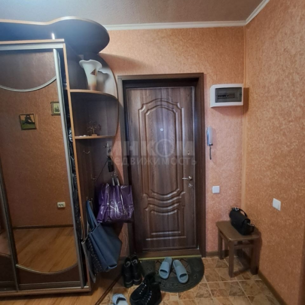 Фото Продам 2х комнатную квартиру на кВ. Заречный 6