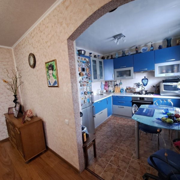 Фото Продам 2х комнатную квартиру на кВ. Заречный 6