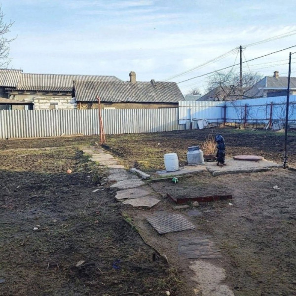 Фото Продам дом в г. Луганск район Черного Кота