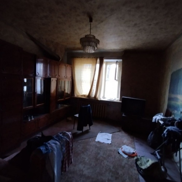 Продам 3- х комнатную квартиру на кв. Еременко