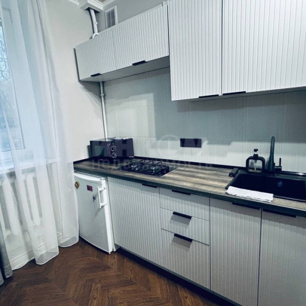 Фото Продам 1-комн квартиру в городе Луганск улица Курчатова
