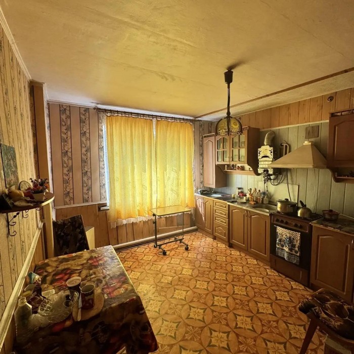 Фото Продам 2-х эт. дом в Станице Луганской с. Валуйское, площадь 212 кв. м.
