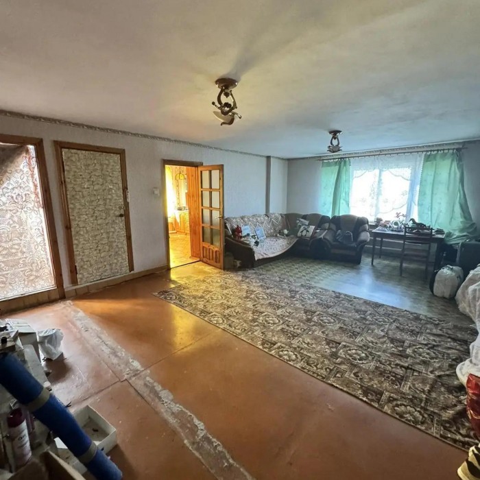 Фото Продам 2-х эт. дом в Станице Луганской с. Валуйское, площадь 212 кв. м.