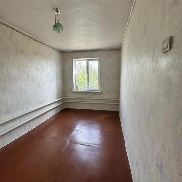 Фото Продам 2-х эт. дом в Станице Луганской с. Валуйское, площадь 212 кв. м.