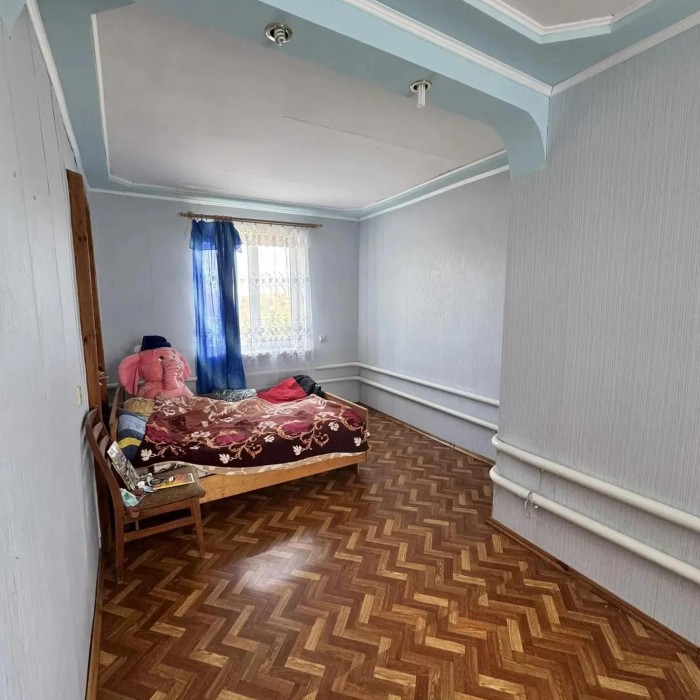 Фото Продам 2-х эт. дом в Станице Луганской с. Валуйское, площадь 212 кв. м.