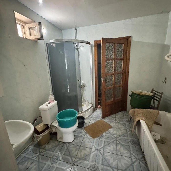 Фото Продам 2-х эт. дом в Станице Луганской с. Валуйское, площадь 212 кв. м.