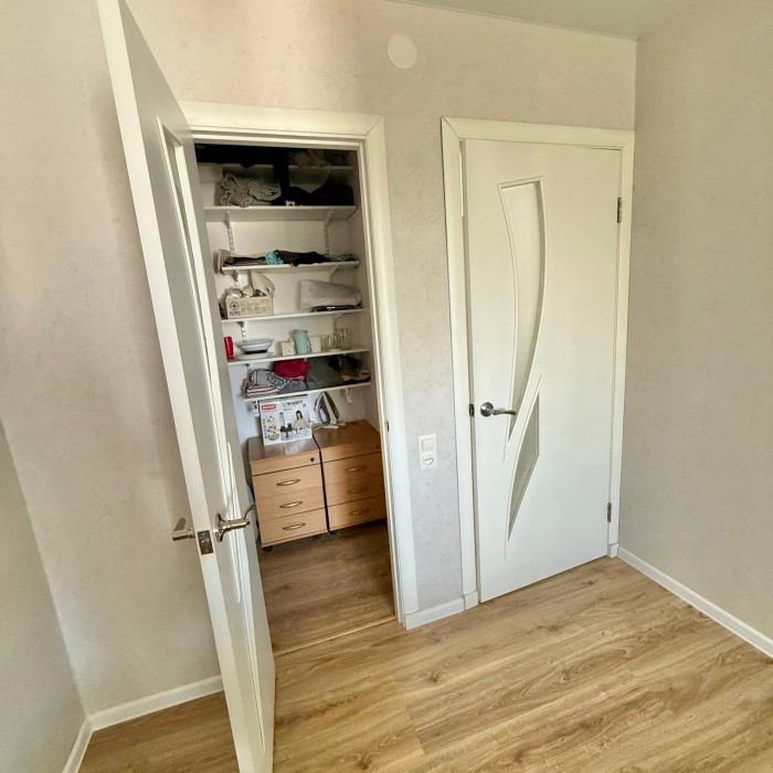 Фото Продам 3-кк с АВТОНОМНЫМ ОТОПЛЕНИЕМ KB. Ватутина (напротив ВНУ им. Даля) 5 этаж 5-го дома.