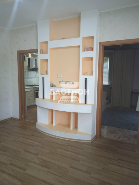 Фото 3-х комнатная квартира, ул. Чайковского 18, ID: 2280076