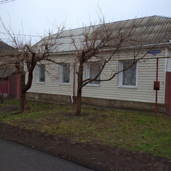 Продам дом в красном яру