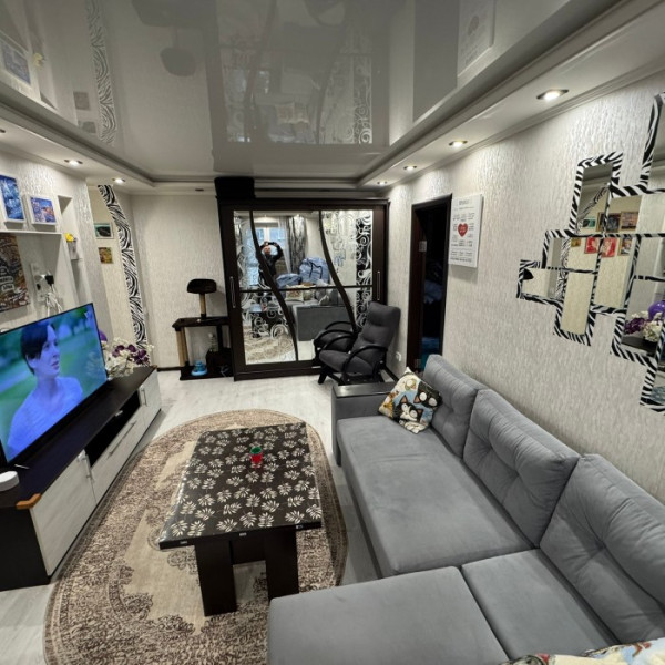 Продам 2к ул. Демехина Центр Города