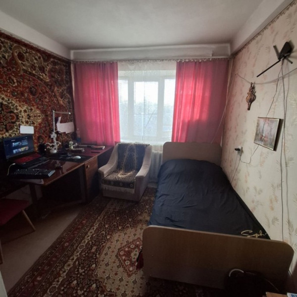 Фото Продам 2-х комнатную квартиру на кв. Ватутина