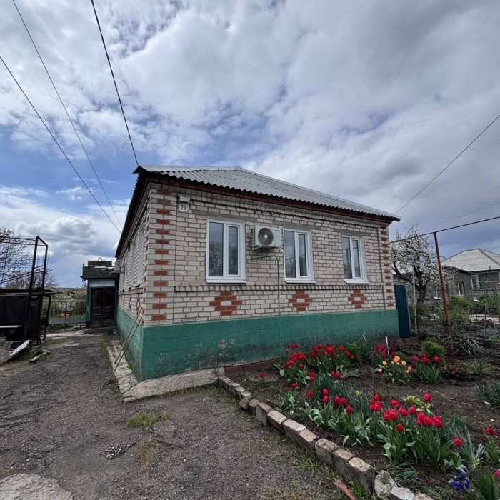 Продам дом в г Луганск пос Тельмана ул Старобельская