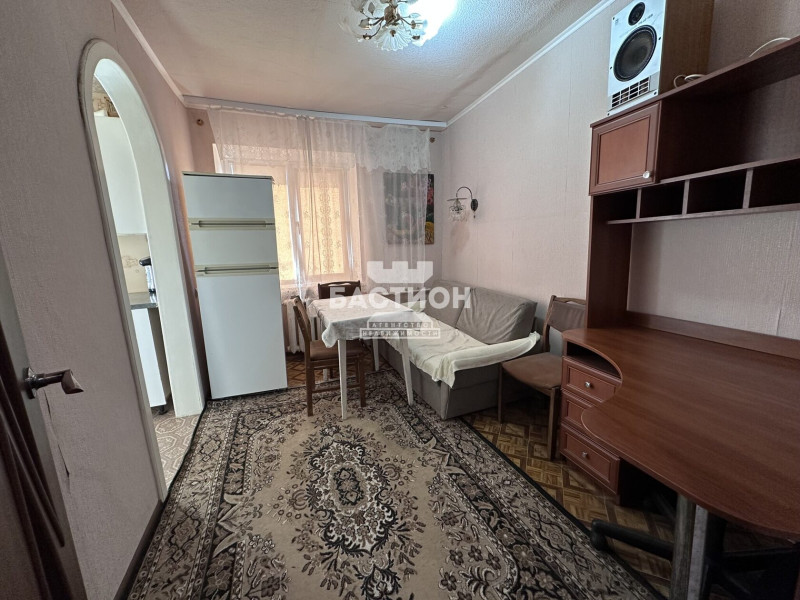 Фото 3-х комнатная квартира, квартал 50-летия Обороны Луганска, 5 ID:2146375
