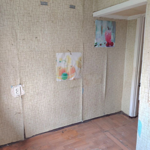 Фото Продам 1-к квартиру на кв. Шевченко, г. Луганск.