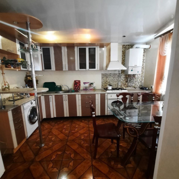 Фото Продам 1 этажный дом в центре города