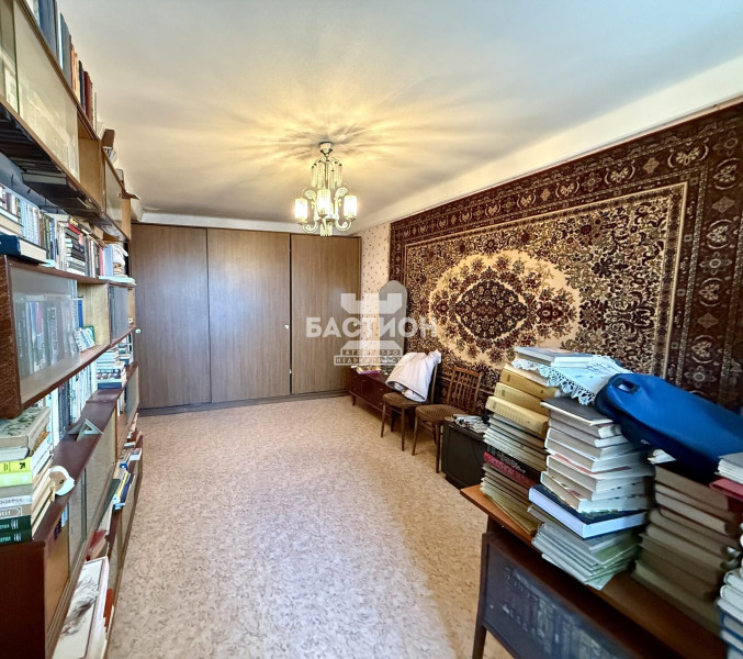 Фото 2-комнатная квартира, улица Крапивницкого, 4 ID:2072498