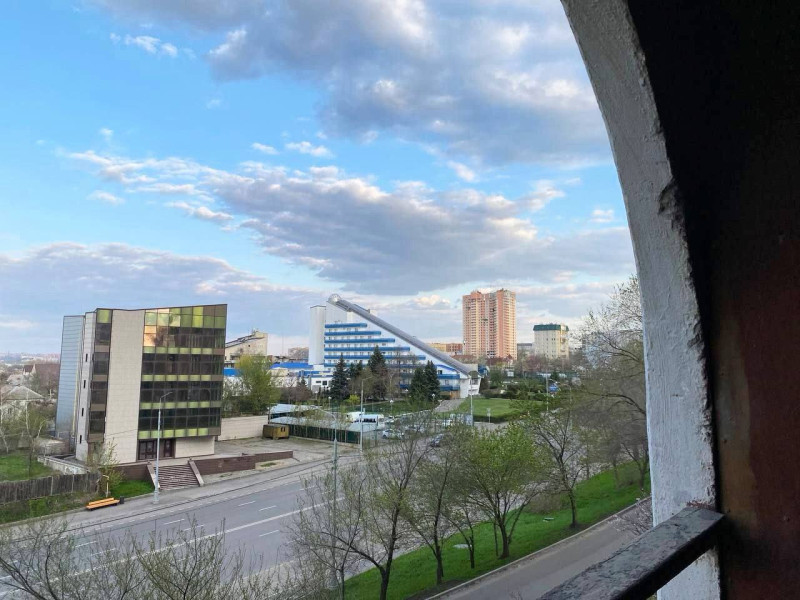 3-х комнатная квартира ул. Зозулина