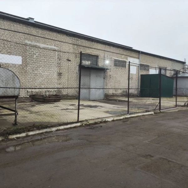 Фото Сдам склад/офисные помещения 1155 м2 в г Луганск район Мебельной фабрики