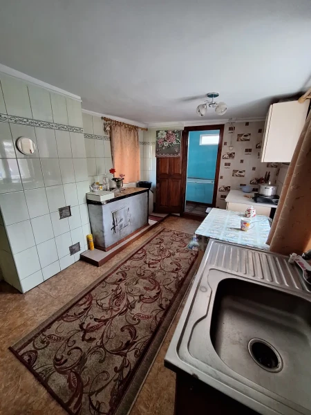 Фото Продаётся 2-комнатный дом в городе Стаханов, ул. Красногвардейская.