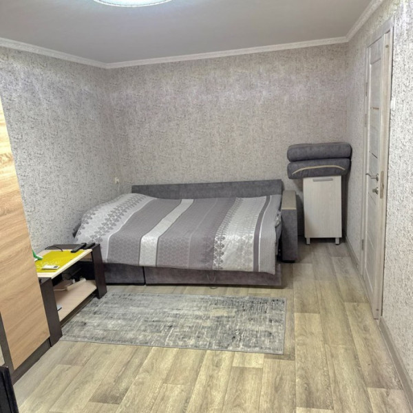 Фото Продам 1-к квартиру на кв. Гаевой, г. Луганск.