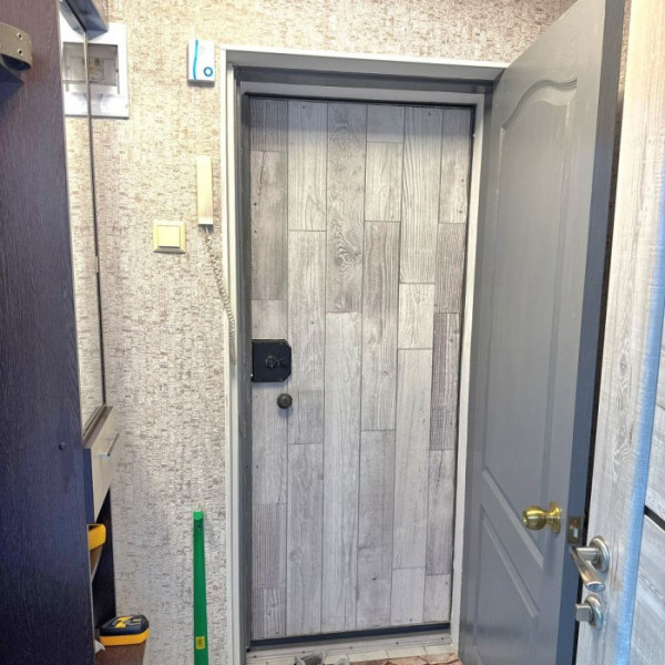 Фото Продам 1-к квартиру на кв. Гаевой, г. Луганск.