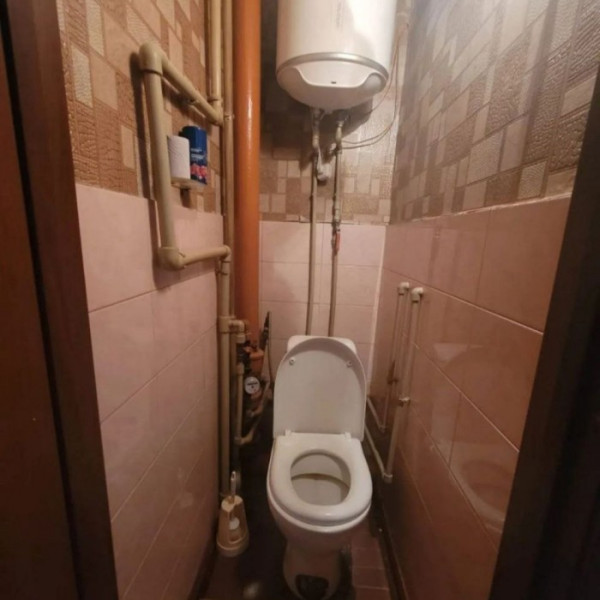 Фото Продам 2- к. квартиру 53 кв. м. (улучшенная планировка), г. Луганск, ул. Острая Могила (р- н ВВАУШ).