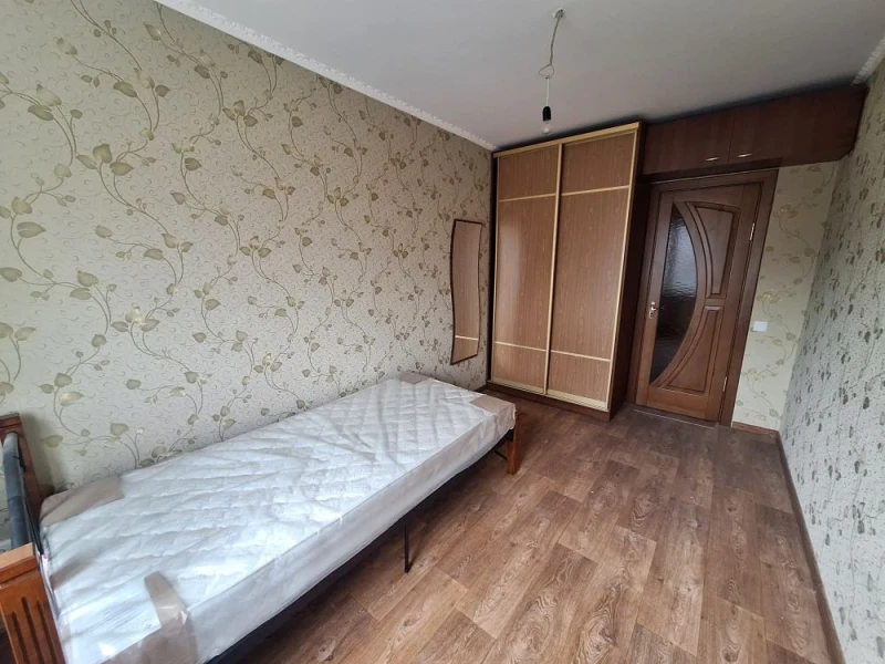 Фото Продаётся 2‑комнатная квартира в городе Стаханов, ул. Карбышева, д. 4.