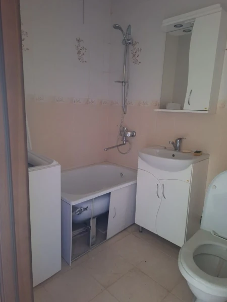 Фото Продаётся 2‑комнатная квартира в городе Стаханов, ул. Карбышева, д. 4.