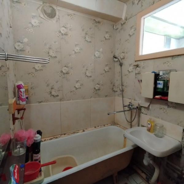 Фото Продам 2-х комнатную квартиру на кв. Ватутина