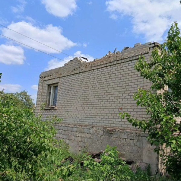 Фото 7493 Продам 2х этажный дом на Лимане