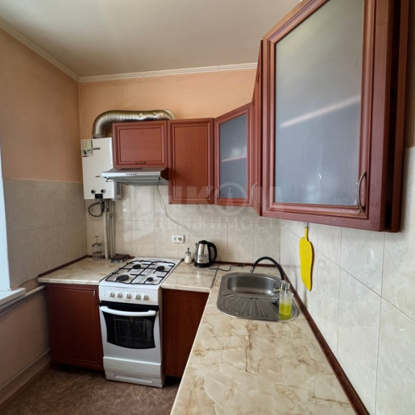 Продам 3к ул. Дзержинского Центр