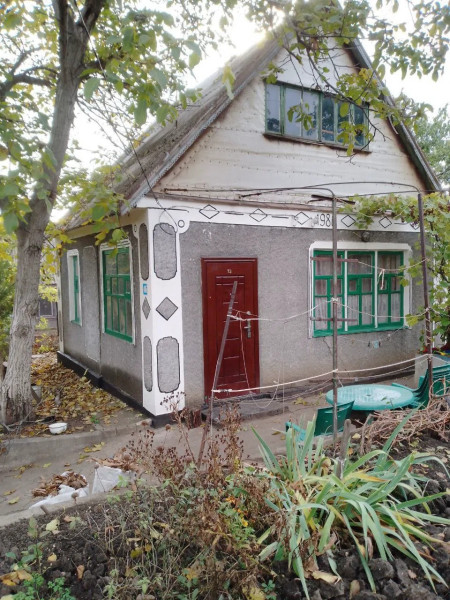 № 1176 Продаются 2 дачных участка в обществе СНТ “Домостроитель” (р-н Алексеевки, пригород Алчевска).