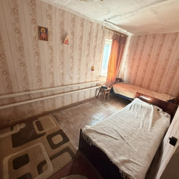 Фото Продам дом с. Пархоменко (Краснодонский р- н), ул. Ленина (р- н школы)